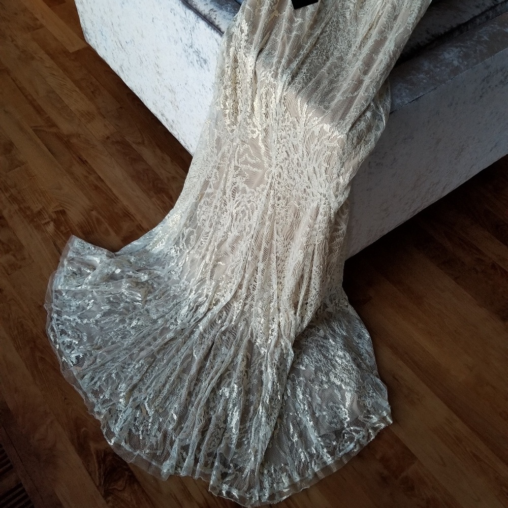 Authentic Alberto Makali cream and gold leaf gown!